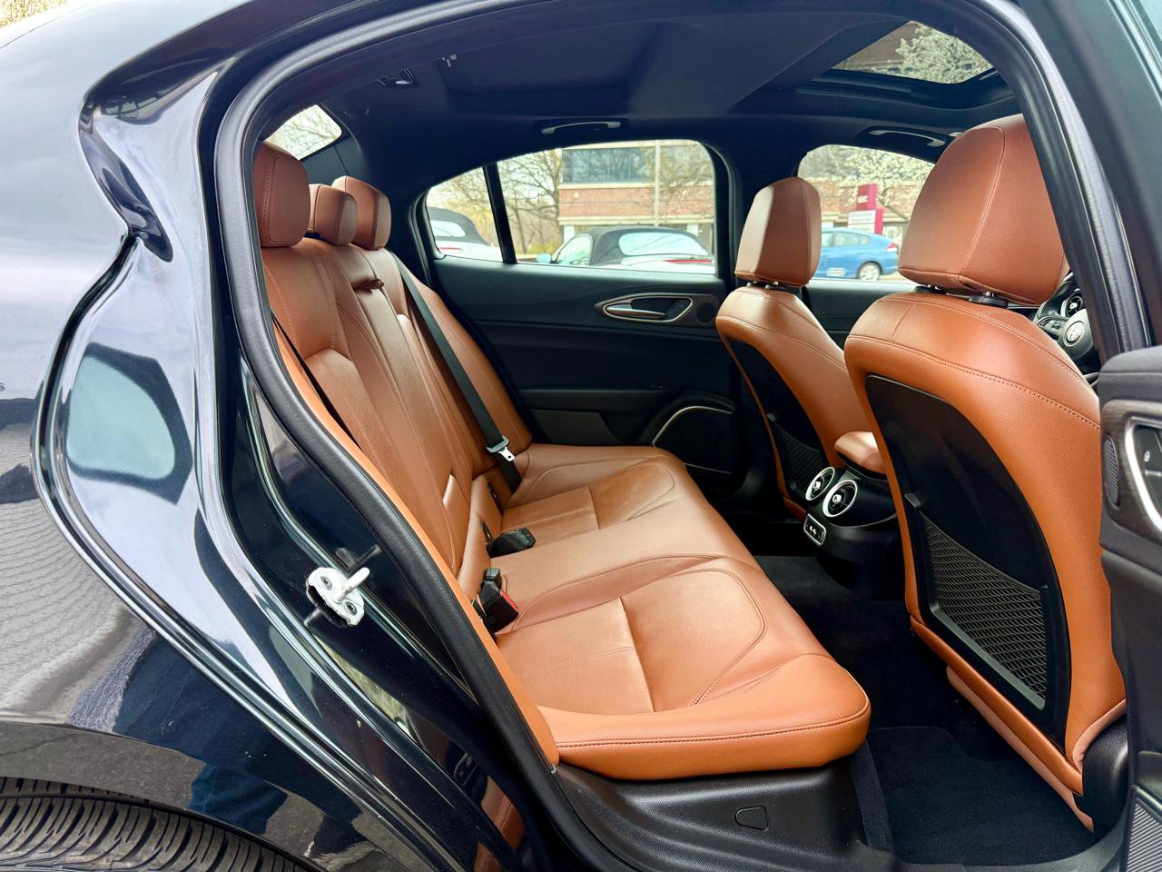 Used 2022 Alfa Romeo Giulia Ti AWD/4WD image 24