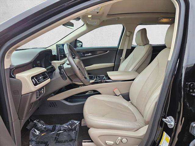 Used 2022 Lincoln Nautilus Reserve w/ Equipment Group 201A FWD image 15
