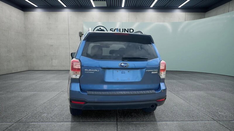Used 2017 Subaru Forester 2.5i Limited w/ Popular Package #2 AWD/4WD image 3