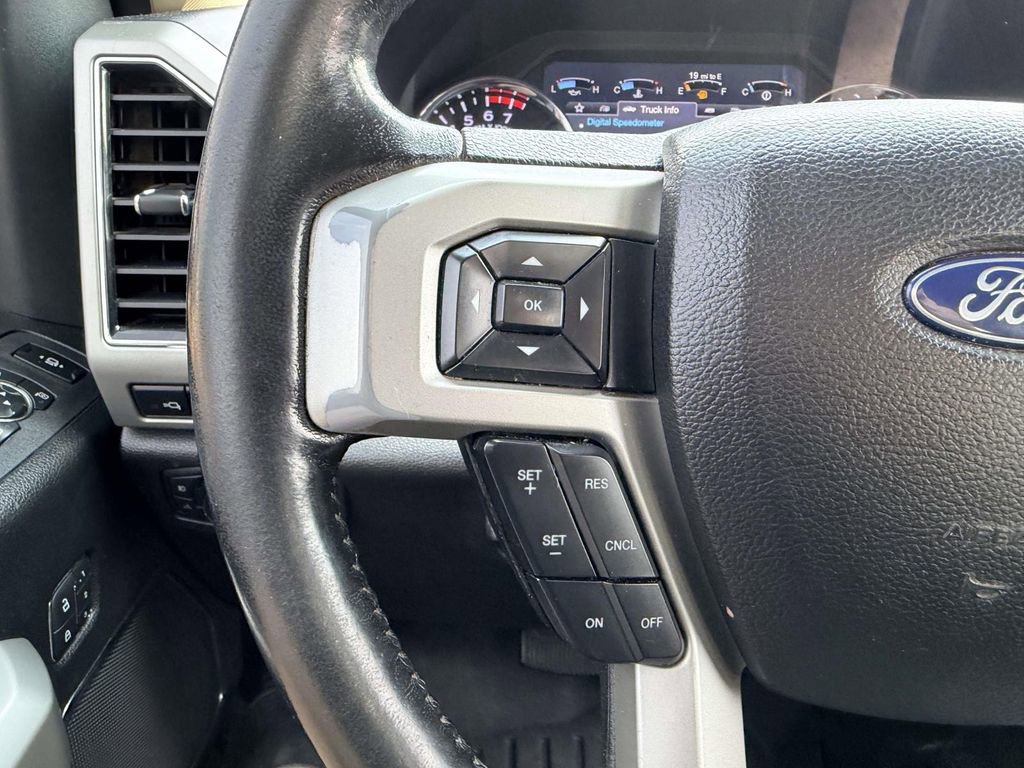 Used 2019 Ford F250 Lariat w/ Lariat Value Package image 9