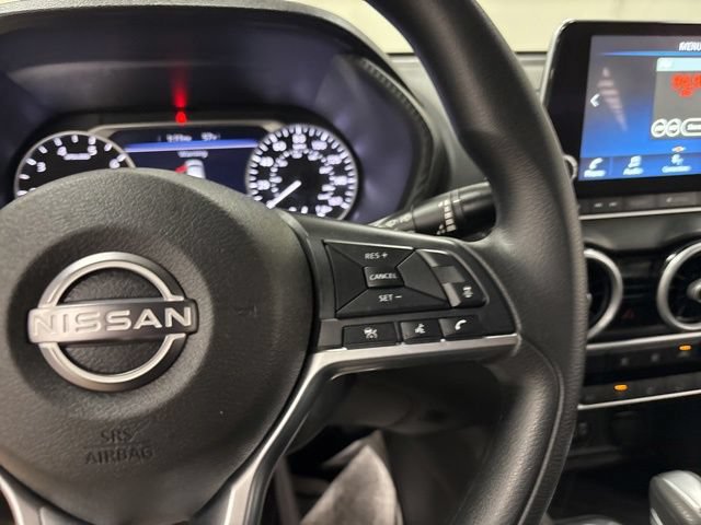 Used 2024 Nissan Sentra SV FWD image 22