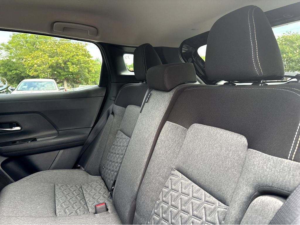 New 2026 Nissan Kicks SV w/ Interior Electronics Package FWD image 19