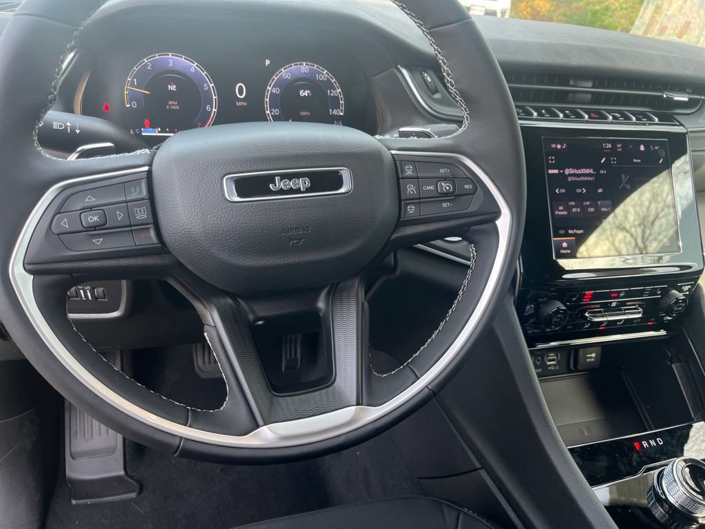 New 2025 Jeep Grand Cherokee Laredo X w/ Luxury Tech Group I image 20