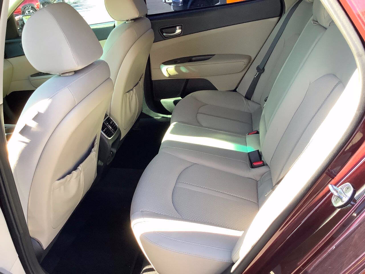 Used 2016 Kia Optima LX w/ Technology Package FWD image 26