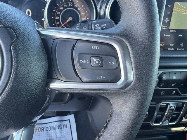 Used 2023 Jeep Wrangler Unlimited Sahara image 16