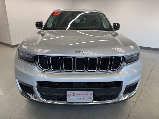 Used 2023 Jeep Grand Cherokee L Limited w/ Trailer Tow Group (B) AWD/4WD image 3