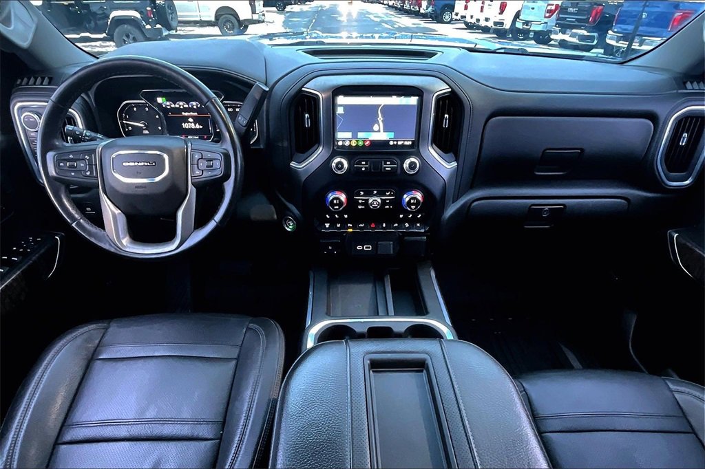 Used 2021 GMC Sierra 3500 Denali w/ Denali Ultimate Package image 16