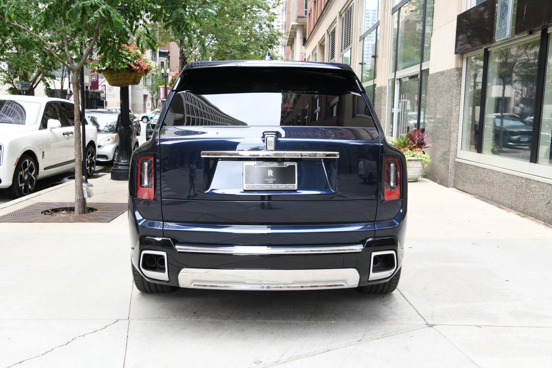New 2025 Rolls-Royce Cullinan image 5