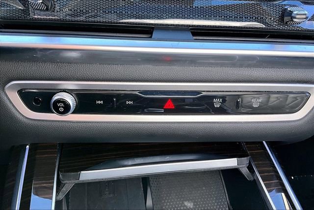 Used 2024 BMW X7 xDrive40i image 15