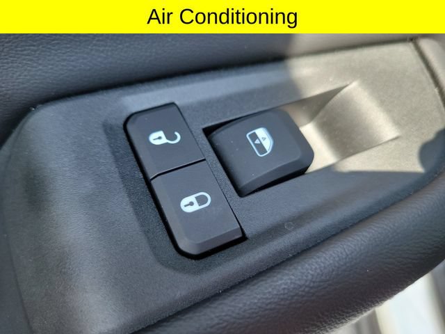 Certified 2024 Jeep Grand Cherokee Limited w/ Black Appearance Package AWD/4WD image 18