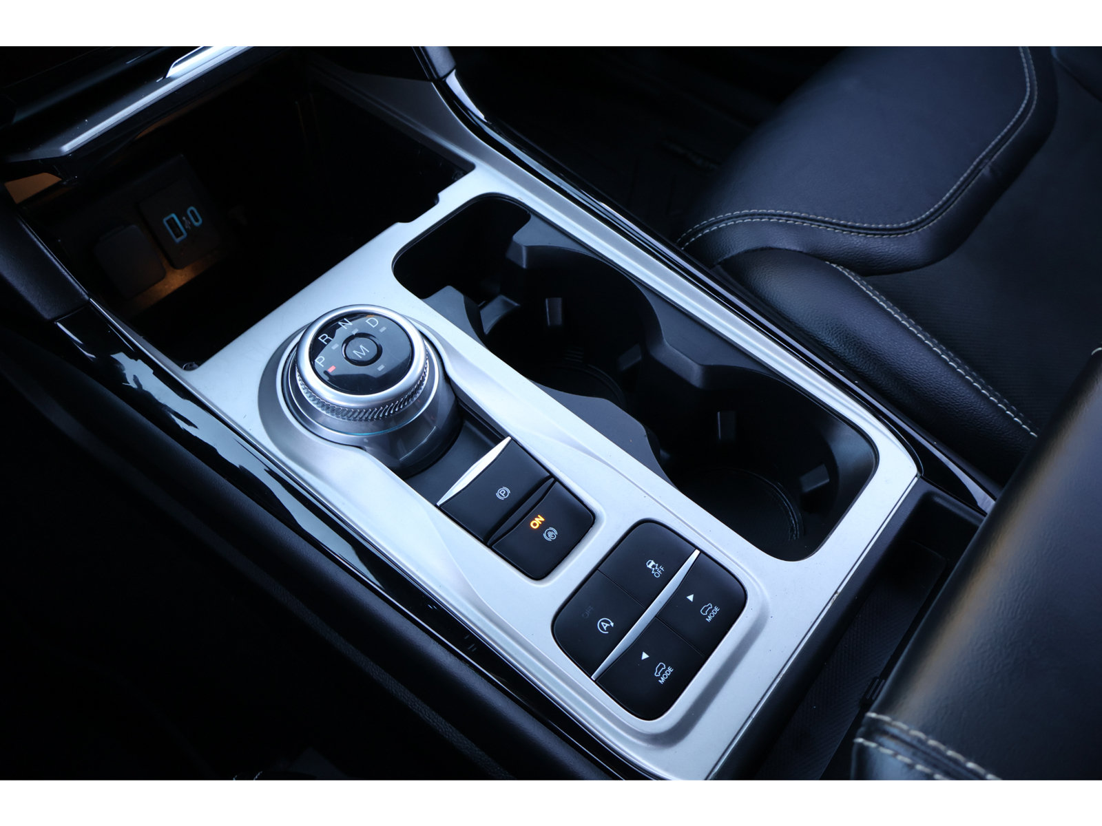 Used 2022 Ford Explorer ST RWD image 30