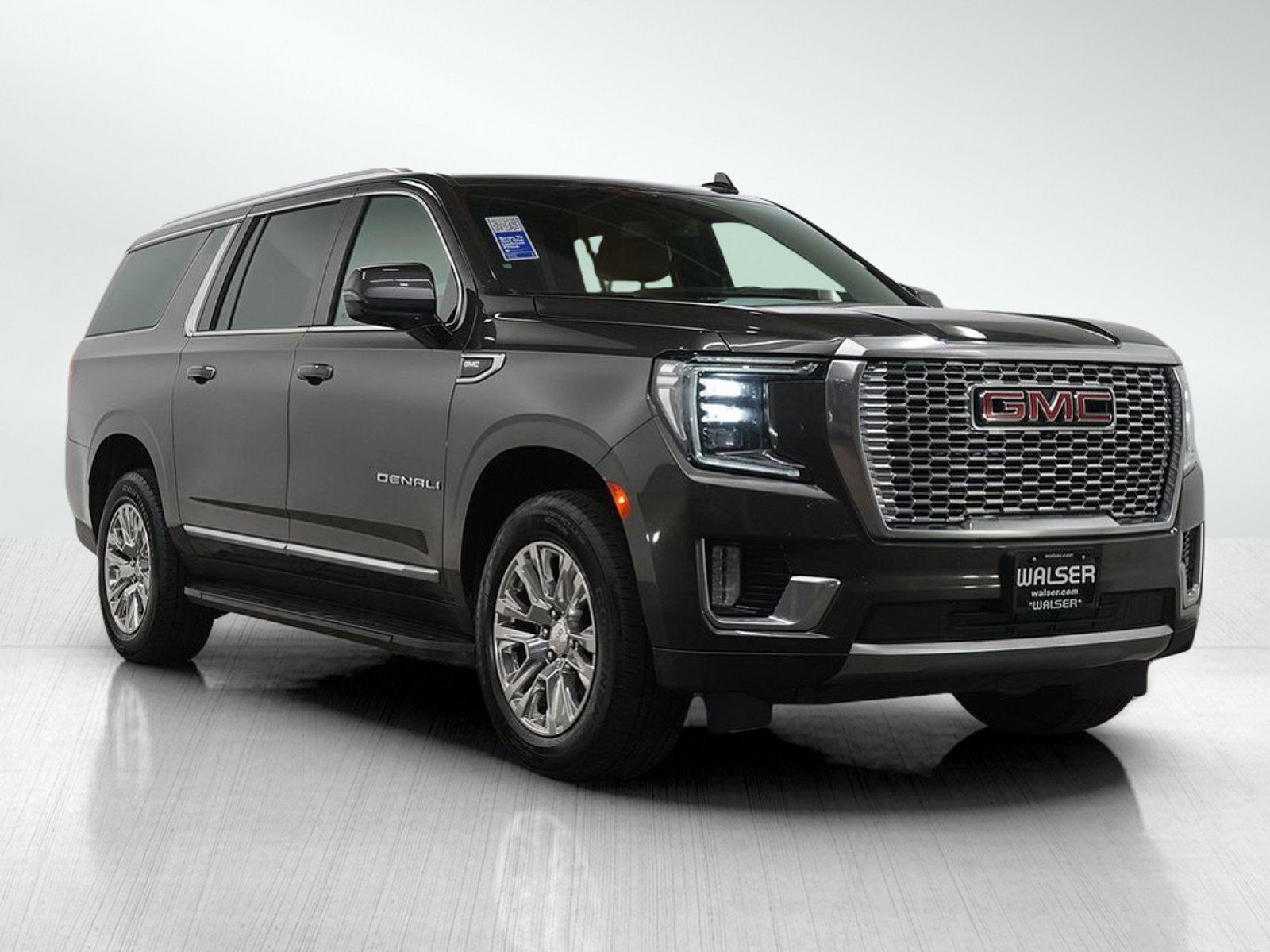 Used 2021 GMC Yukon XL Denali image 7