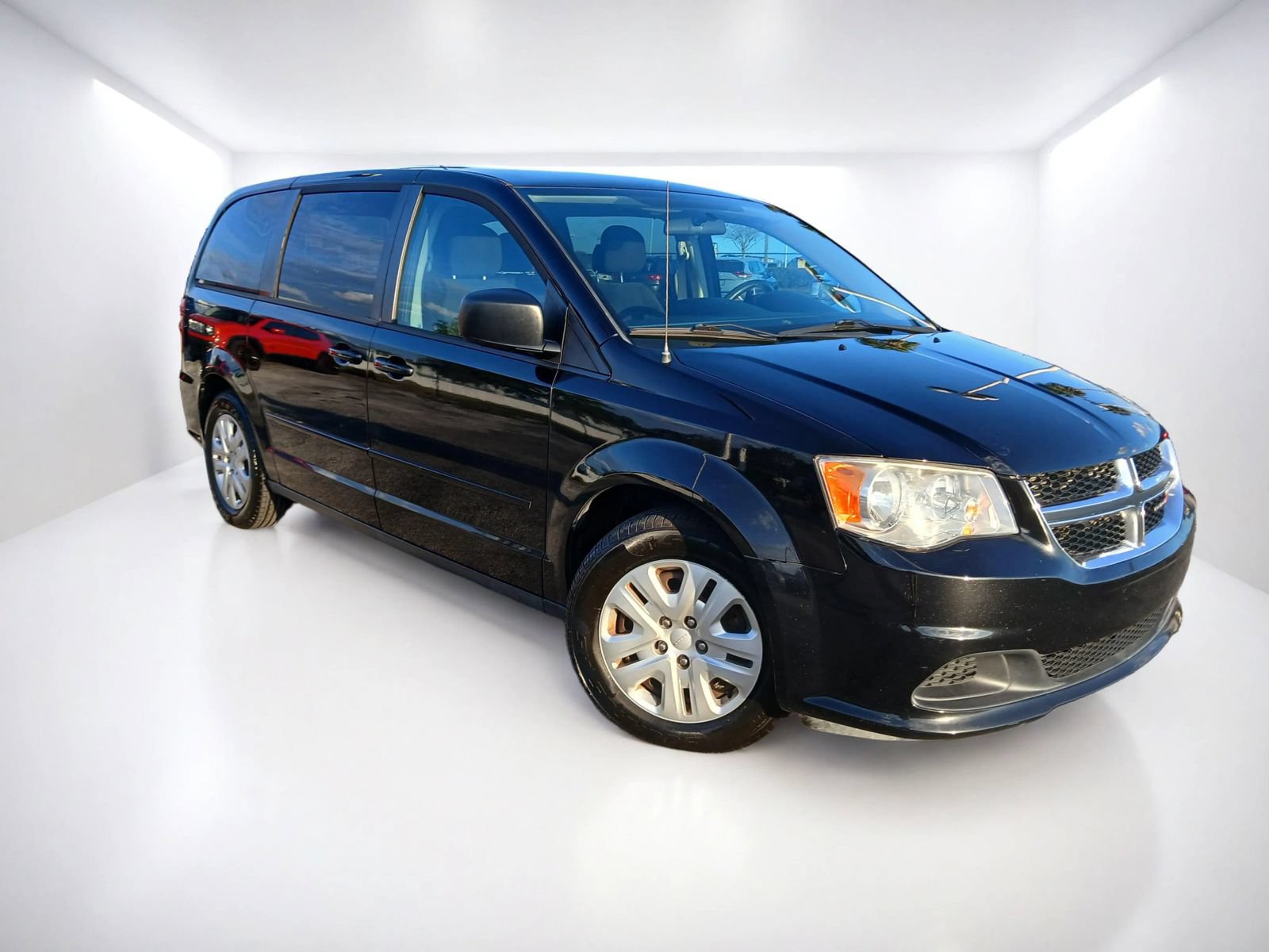 Used 2016 Dodge Grand Caravan SE w/ Quick Order Package 29E SE