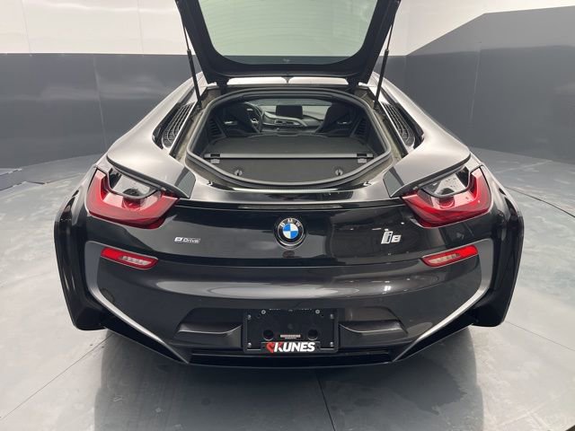 Used 2015 BMW i8 image 16
