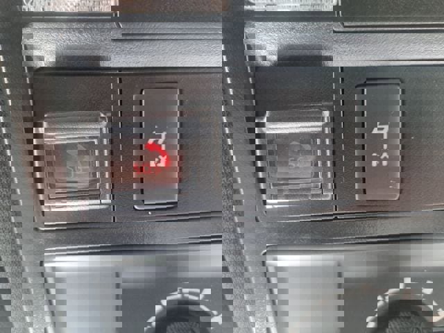 Used 2021 Toyota Tacoma TRD Off-Road image 19