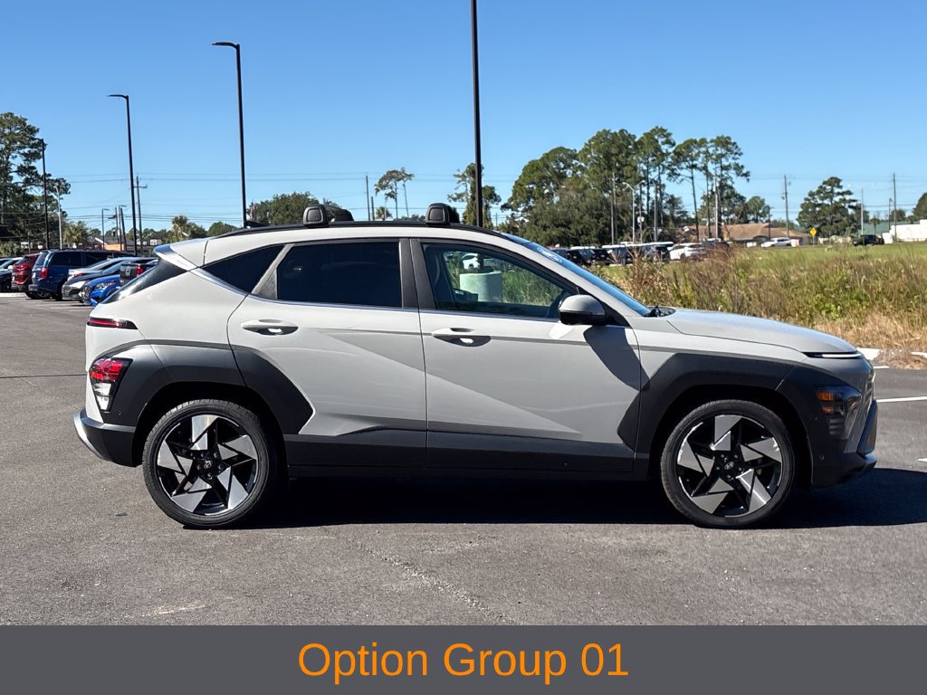 Used 2024 Hyundai Kona Limited FWD image 7