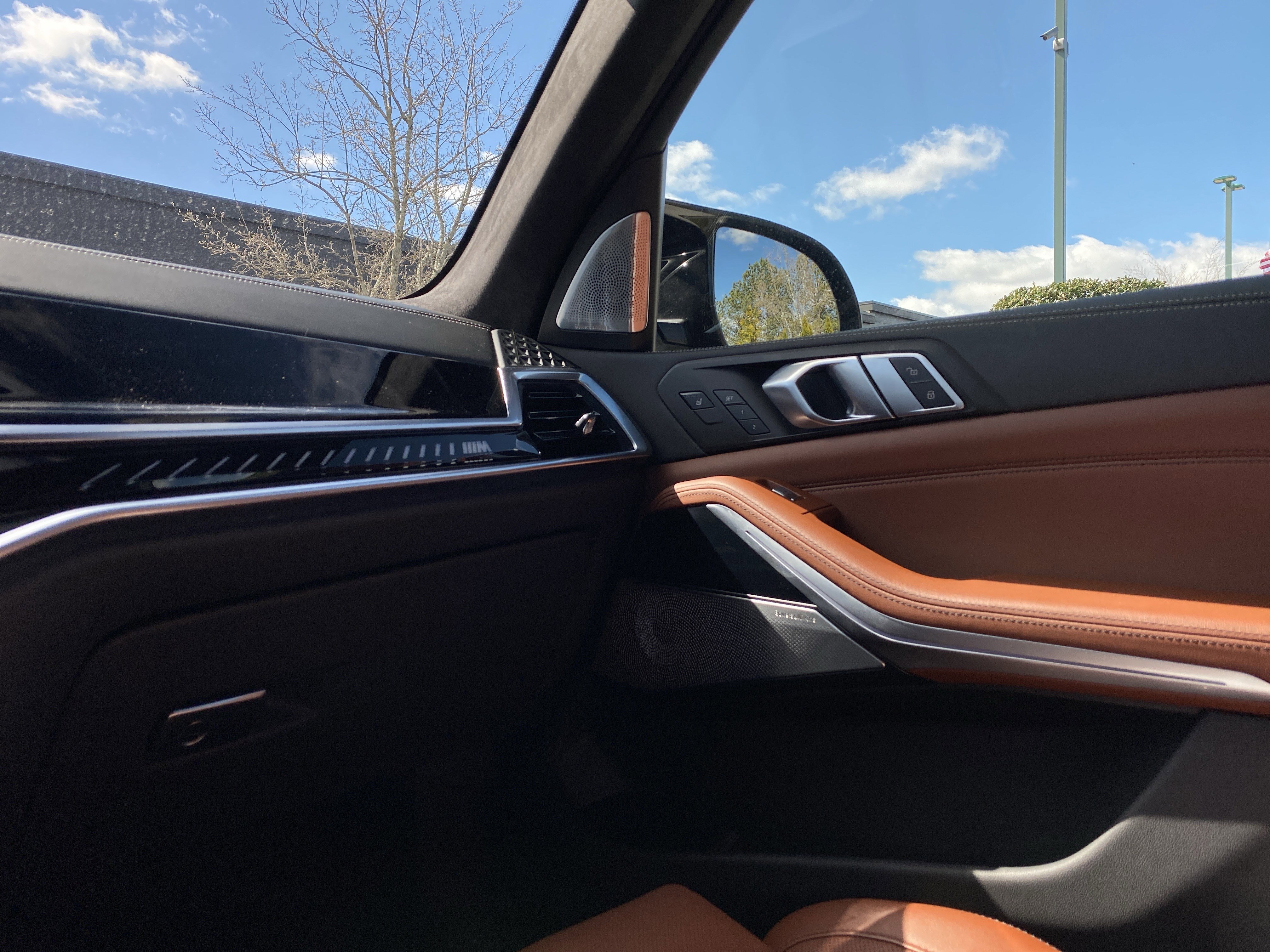 Used 2024 BMW X7 M60i w/ Executive Package image 20