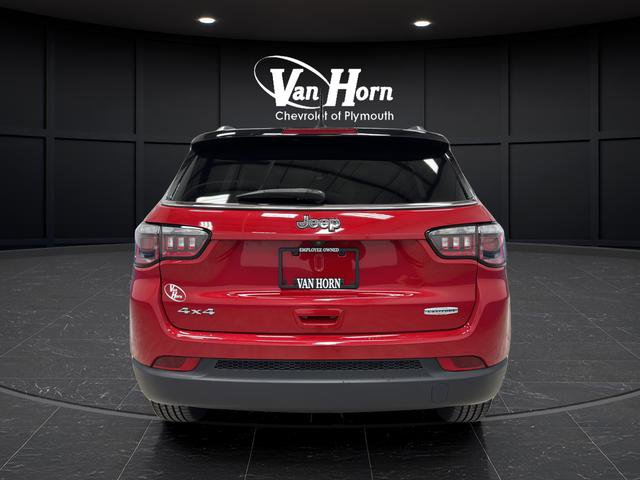 Used 2019 Jeep Compass Latitude w/ Popular Equipment Group image 4