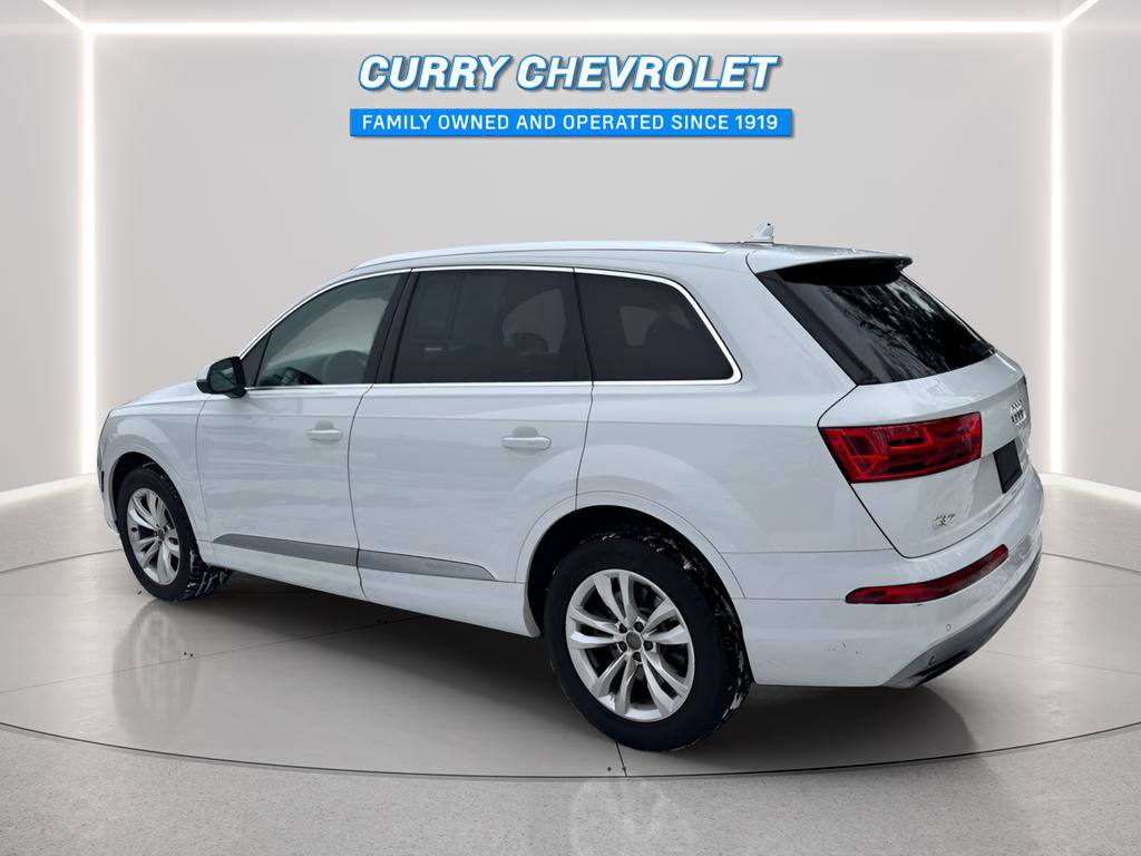 Used 2017 Audi Q7 3.0T Premium image 10