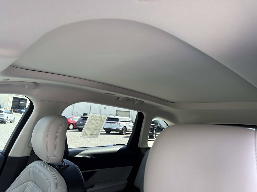New 2026 Lincoln Nautilus Reserve AWD/4WD image 33