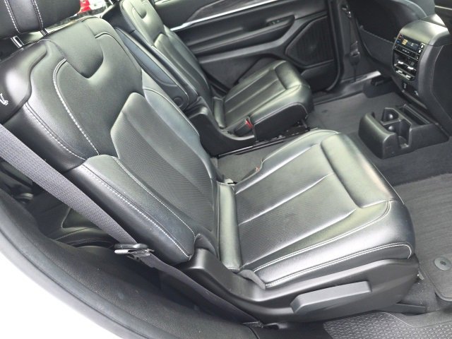 Used 2024 Jeep Grand Cherokee L Limited w/ Luxury Tech Group II image 55