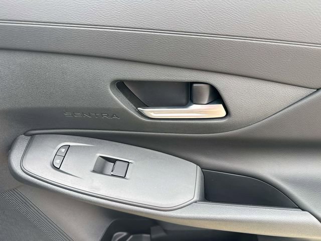 New 2026 Nissan Sentra SV w/ SV Convenience Package FWD image 17