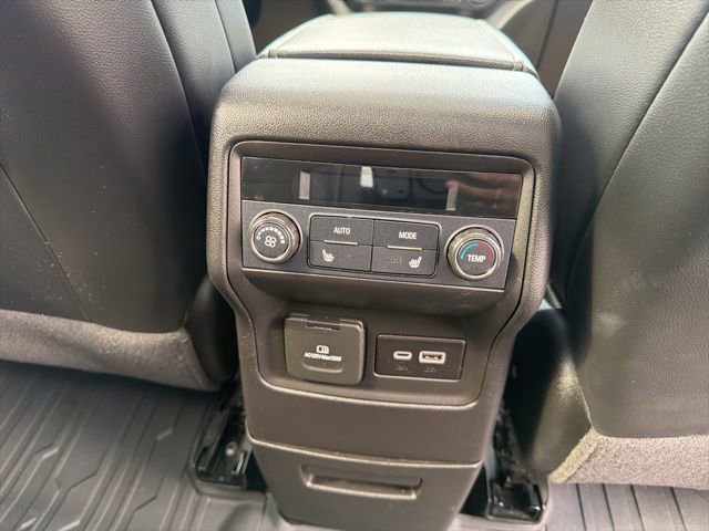 Used 2022 GMC Acadia Denali w/ Black Diamond Edition image 20