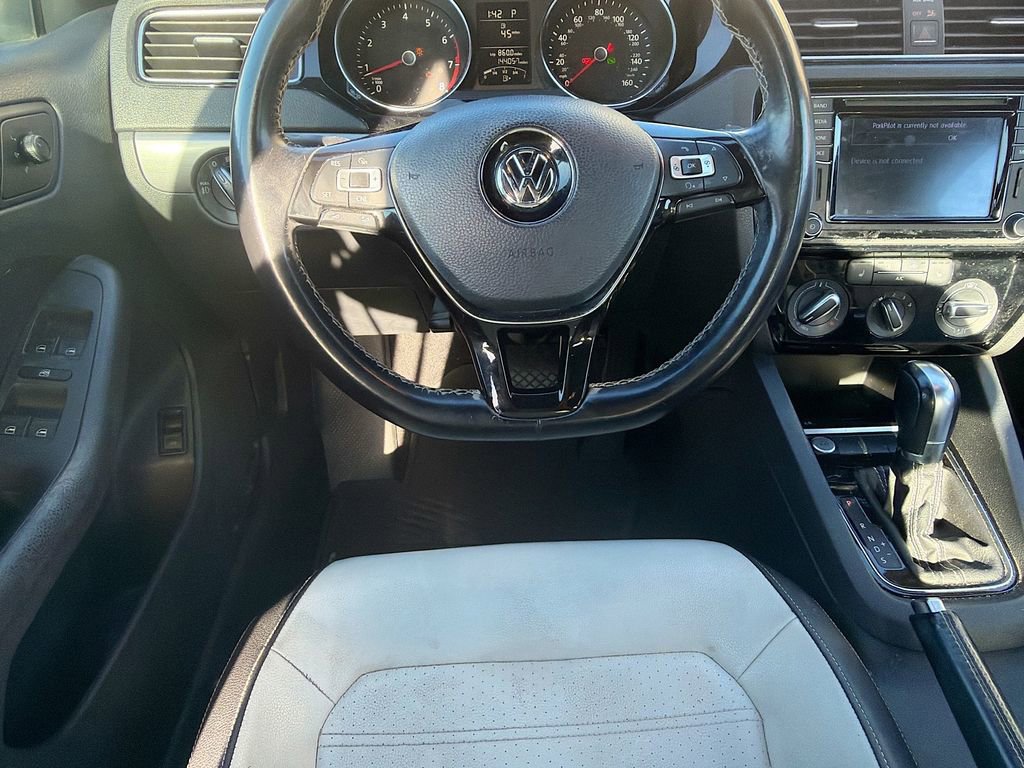 Used 2016 Volkswagen Jetta Sport FWD image 16