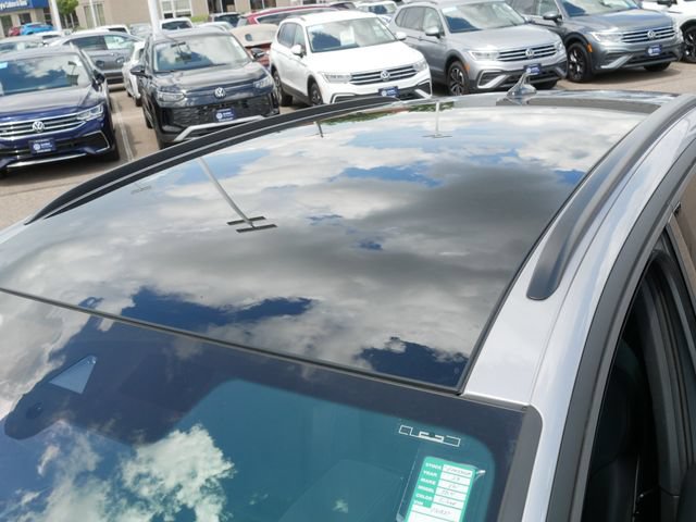 Certified 2023 Volkswagen ID.4 Pro S AWD/4WD image 11