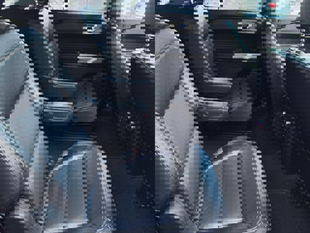 Used 2022 Ford Explorer Limited image 24