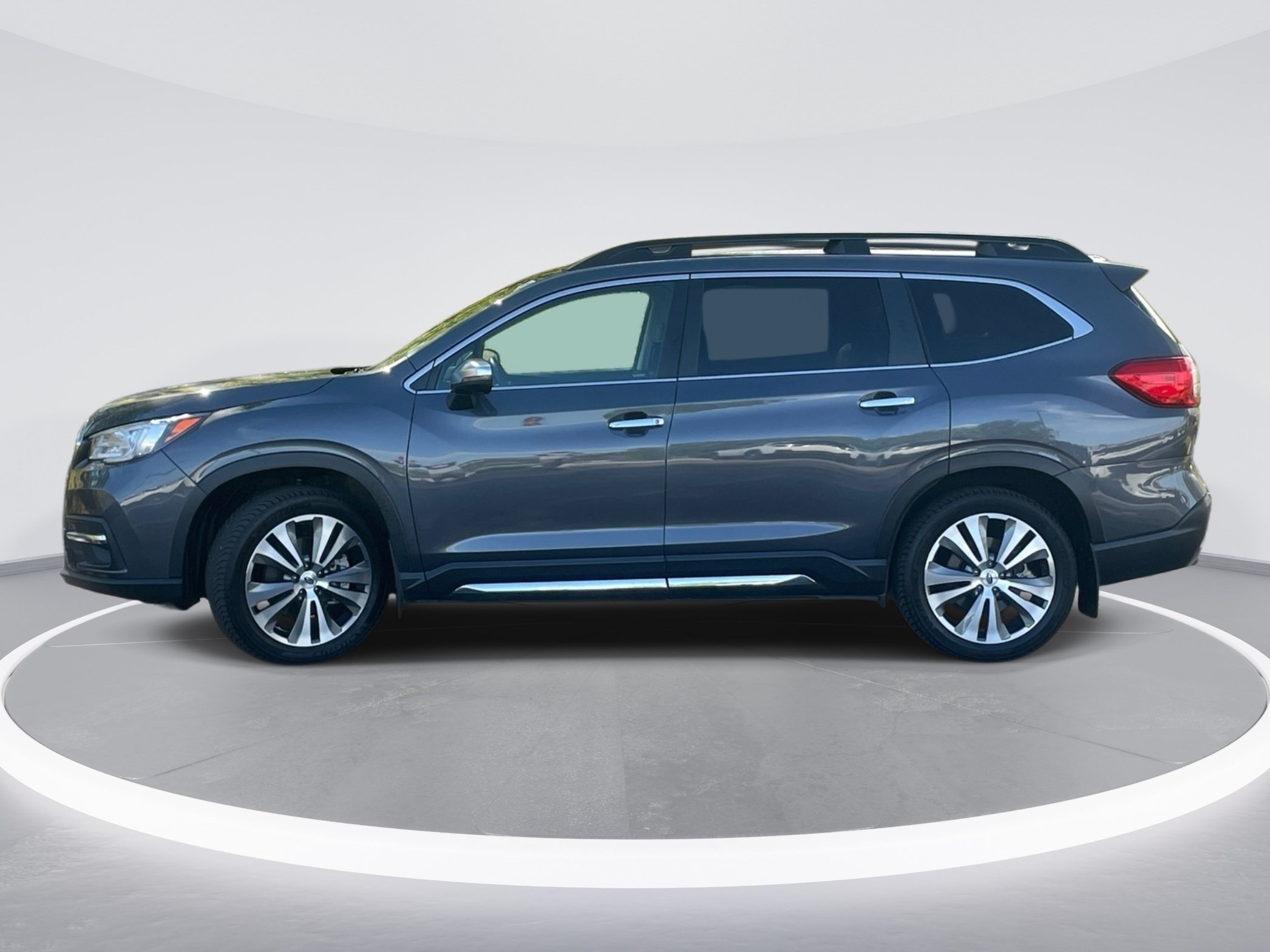 Used 2022 Subaru Ascent Touring AWD/4WD image 4