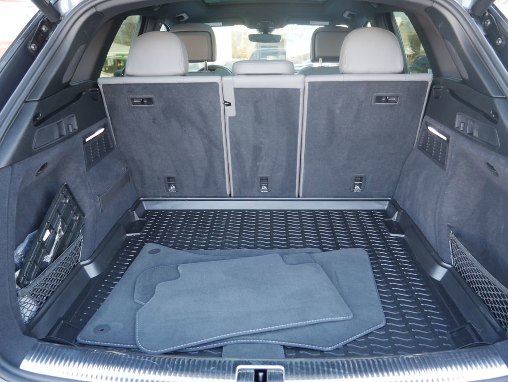 Certified 2023 Audi SQ5 Premium Plus w/ Premium Plus Package image 24