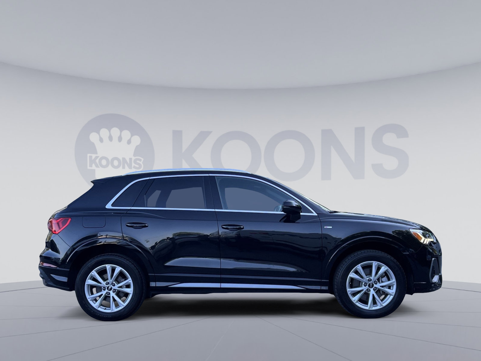 Used 2023 Audi Q3 2.0T Premium AWD/4WD image 8