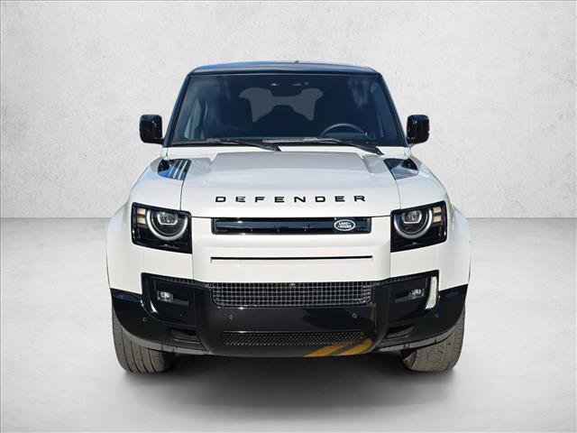 New 2026 Land Rover Defender 110 X-Dynamic SE image 2