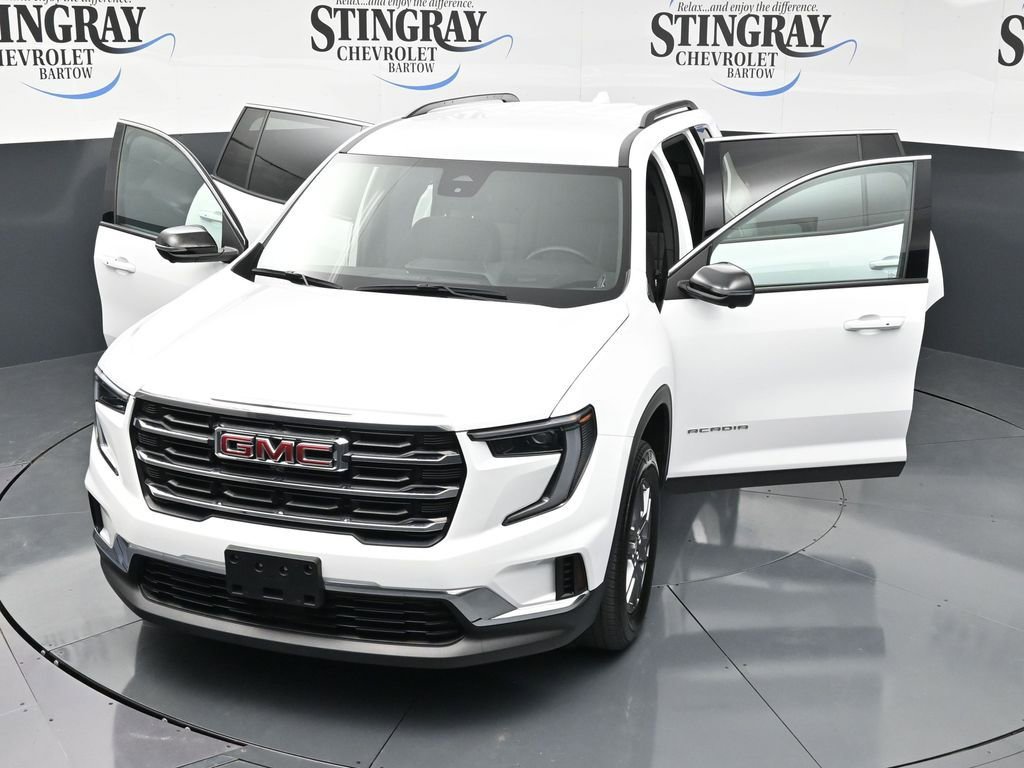 Used 2025 GMC Acadia Elevation FWD image 29