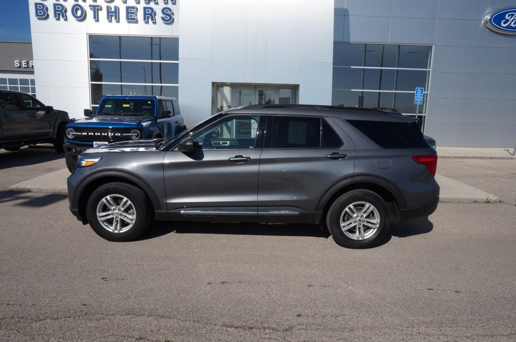 Used 2023 Ford Explorer XLT w/ Equipment Group 202A image 1