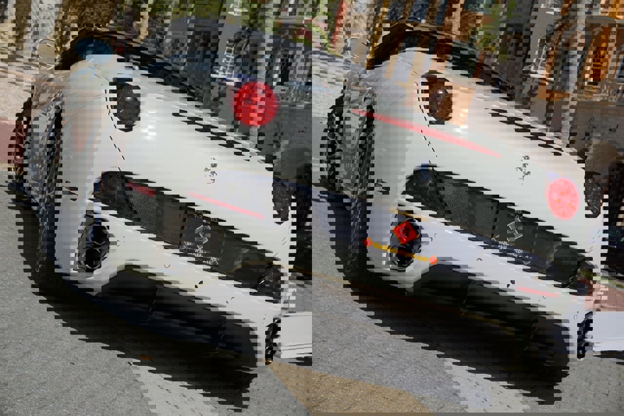 Used 2014 Ferrari California RWD image 63