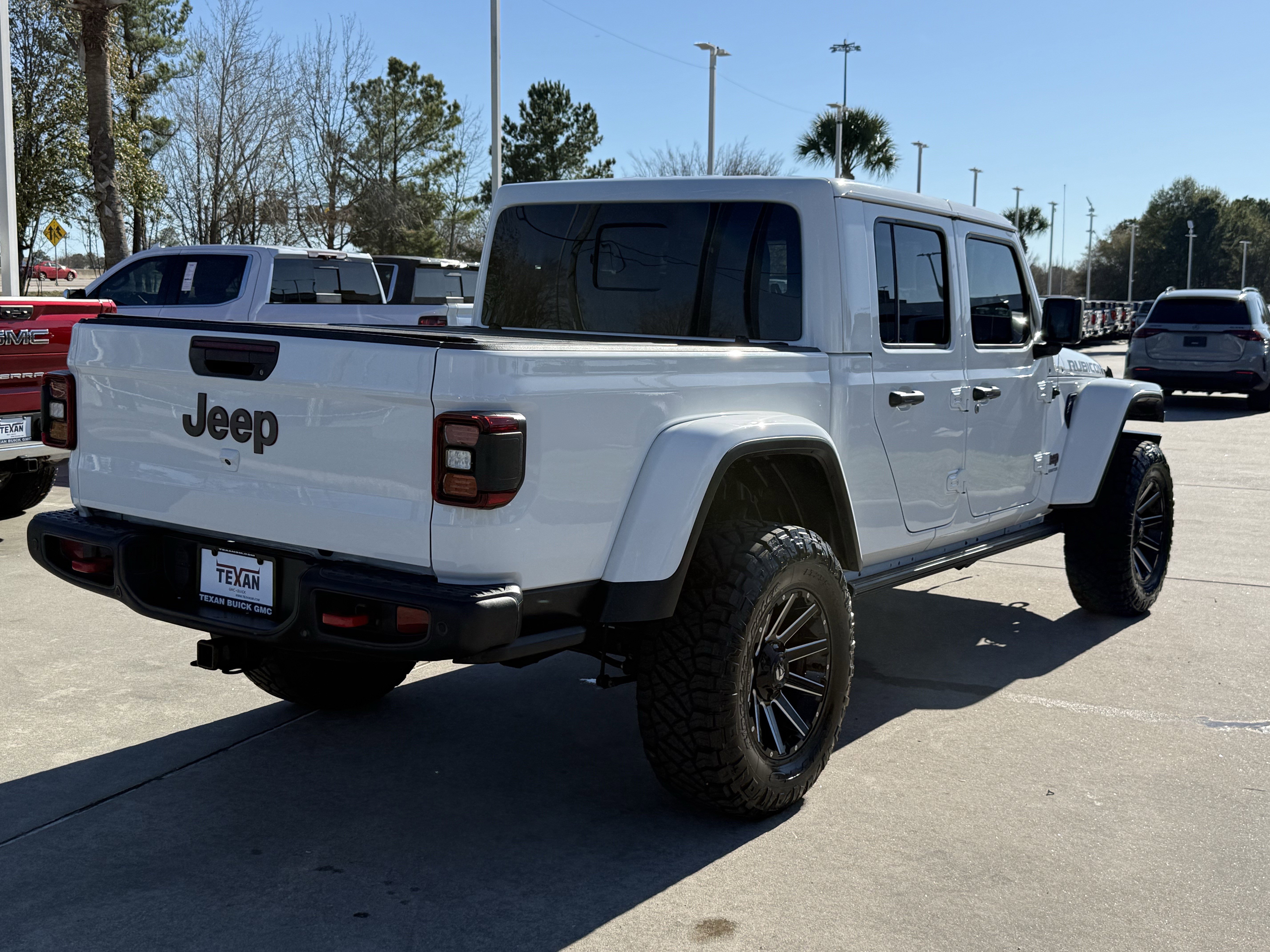 Used 2021 Jeep Gladiator Rubicon image 5