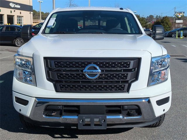 Used 2021 Nissan Titan SV w/ SV Convenience Package image 9