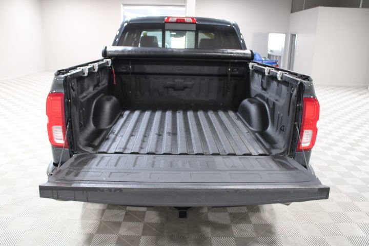 Used 2017 Chevrolet Silverado 1500 High Country image 15