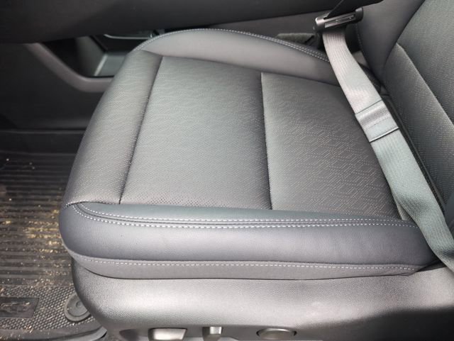 New 2026 Chevrolet Equinox LT w/ Convenience Package II image 23