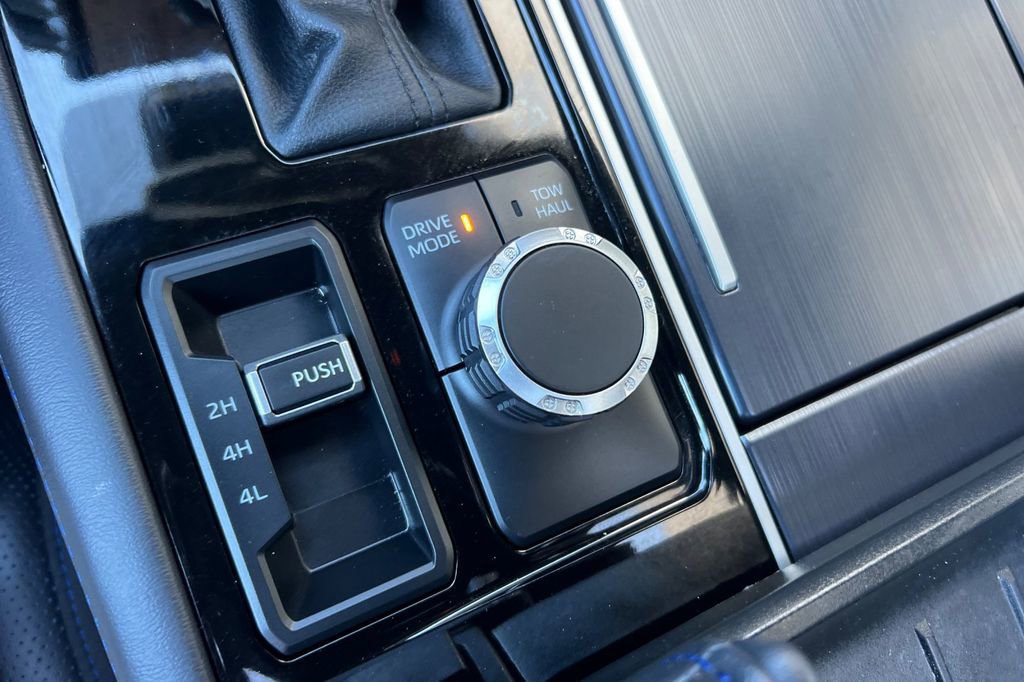 Used 2024 Toyota Tundra Platinum image 32