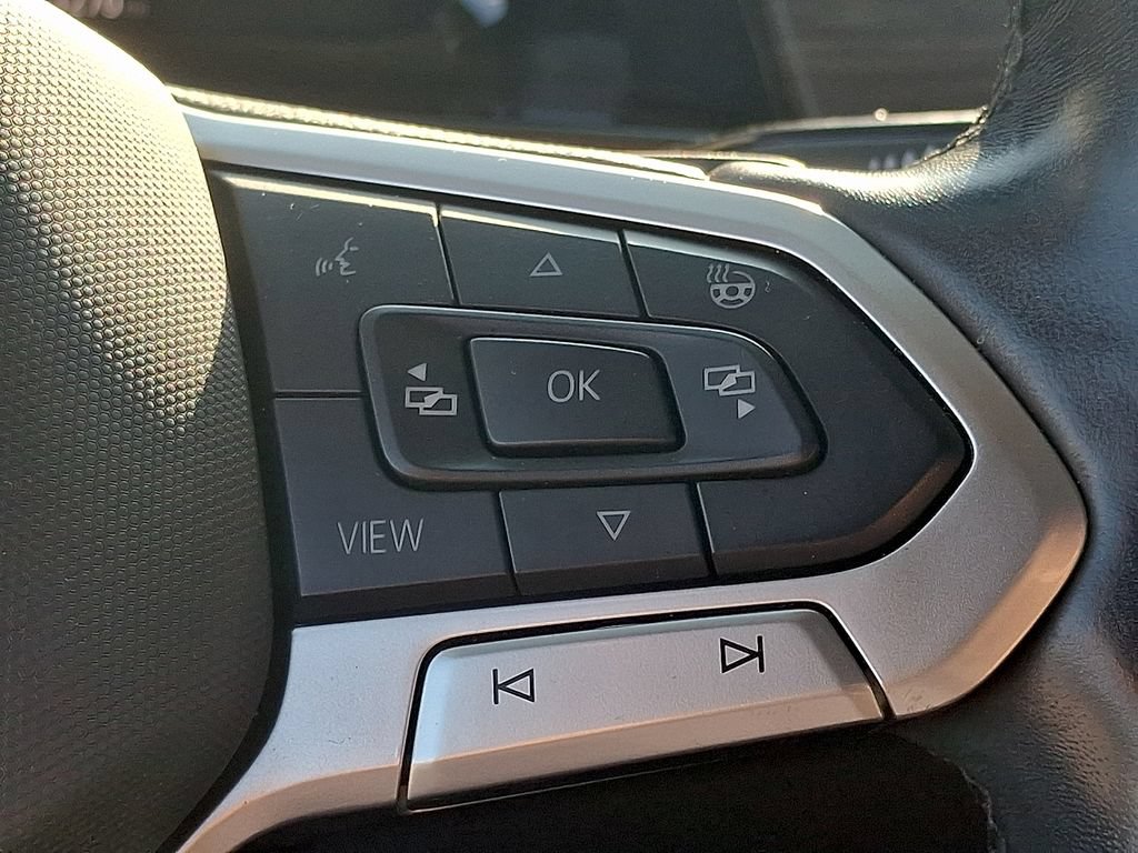 Used 2024 Volkswagen Atlas SEL Premium R-Line AWD/4WD image 22