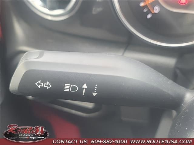 Used 2022 Jeep Wrangler Unlimited Sahara AWD/4WD image 17