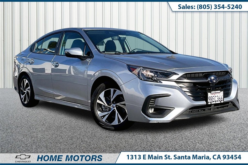 Used 2025 Subaru Legacy Premium image 1