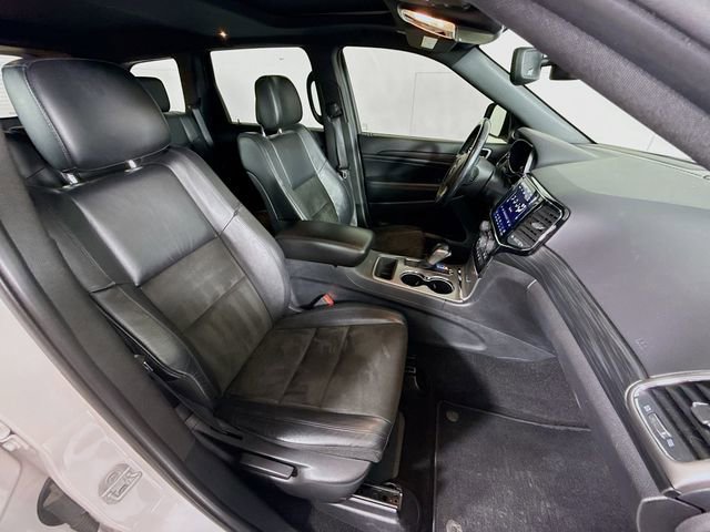 Used 2020 Jeep Grand Cherokee Altitude AWD/4WD image 30