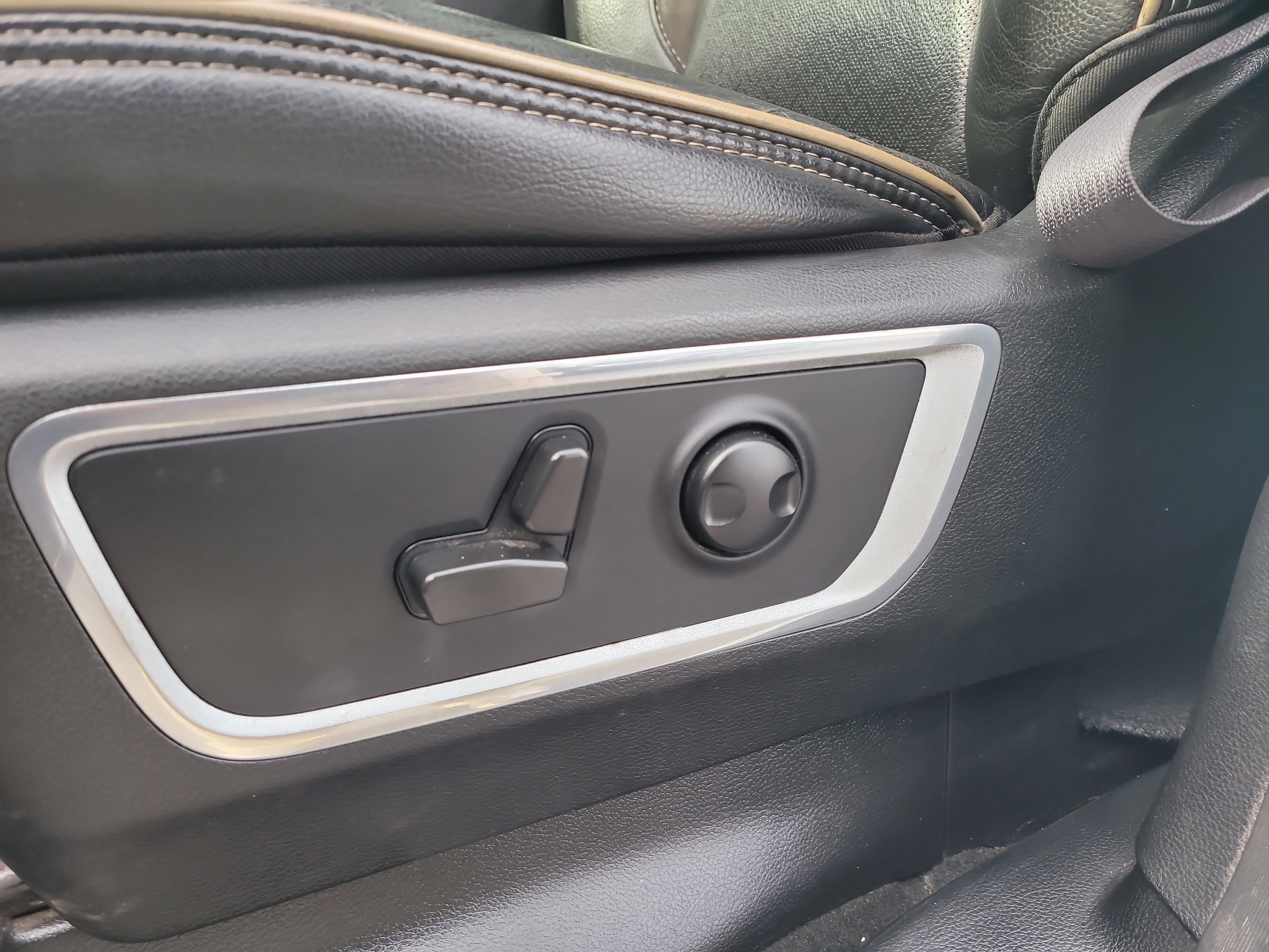 Used 2022 RAM 1500 Laramie image 19