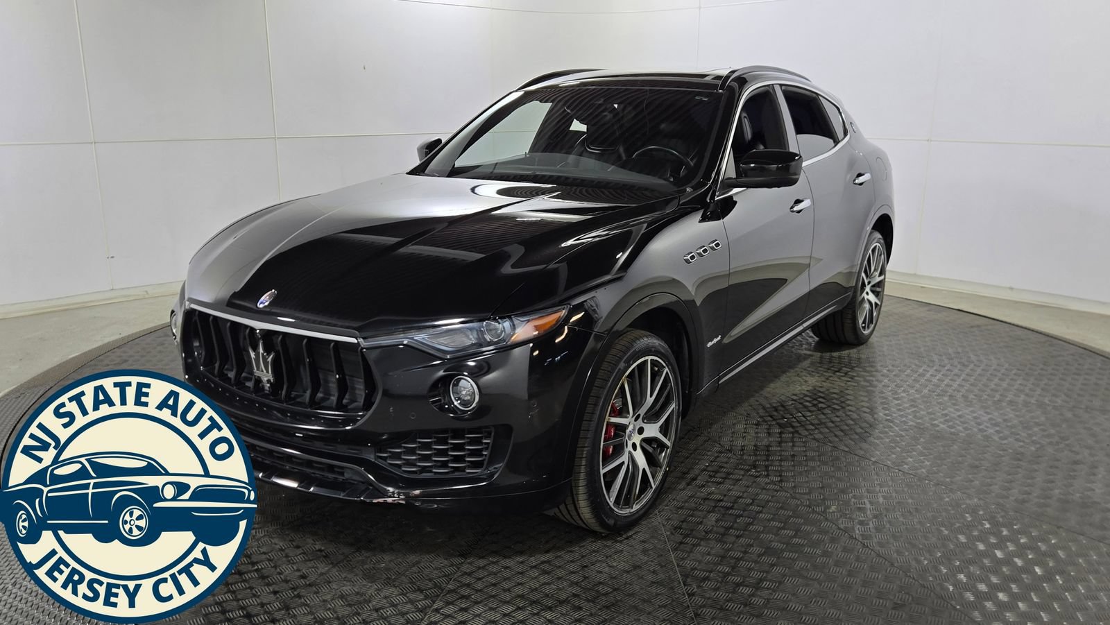 Used 2018 Maserati Levante S GranSport AWD/4WD image 3