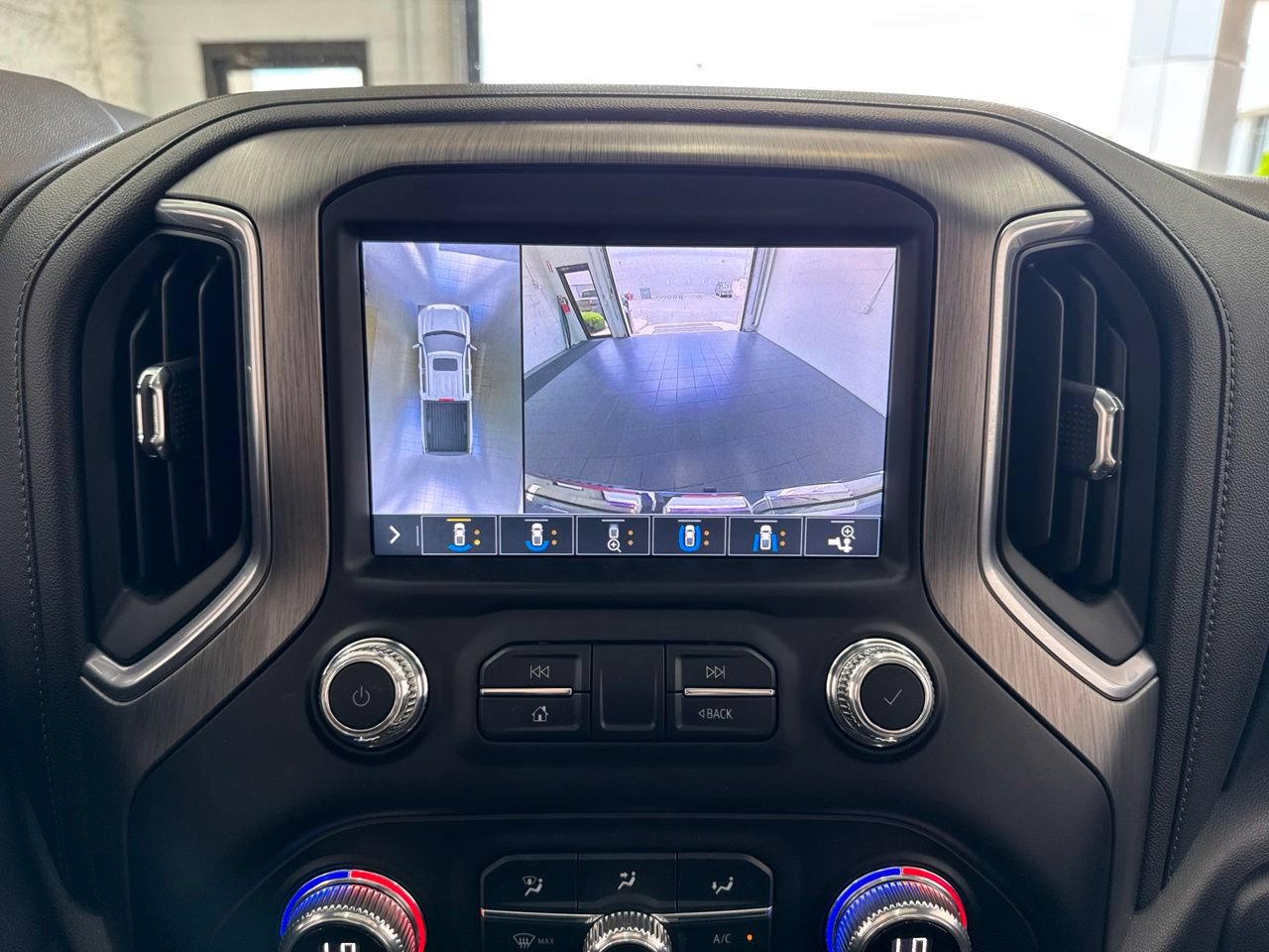 Used 2019 GMC Sierra 1500 Denali w/ Denali Ultimate Package AWD/4WD image 29