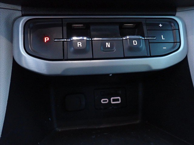 Used 2021 GMC Acadia SLT w/ LPO, Roadside Safety Package AWD/4WD image 18